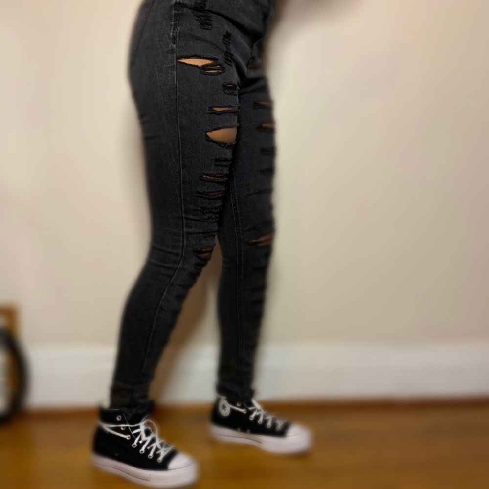 Denim ripped jeans